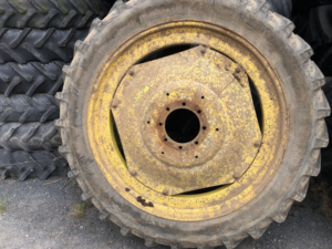 JD Row Crop Wheels 340/85R48 & 320/85R32