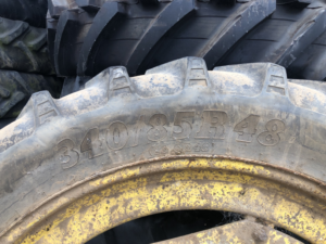 JD Row Crop Wheels 340/85R48 & 320/85R32