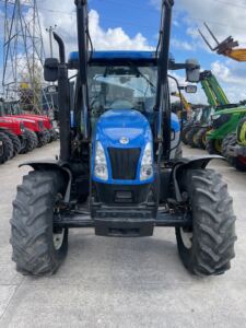 New Holland T6020 With NH 100FL Loader