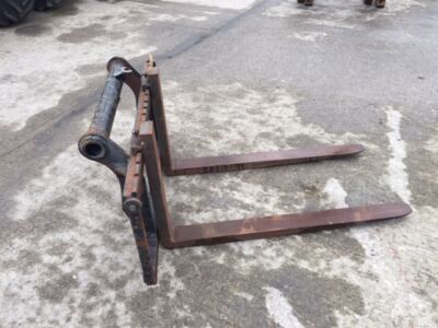 GENUINE Manitou Pallet Forks