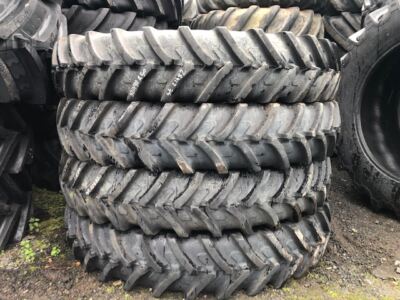 4 x Michelin 320/90R50 10 Stud Solid Centre Wheels